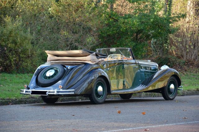1937 Delage D8-100 cabriolet quatre portes par Labourdette  No reserve