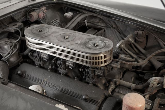 Ferrari 250 GT SWB California Spider - 1961 Carte grise françaiseChâssis n° 2935GTMoteur n° 2935Numéro interne n° 610 EBoîte de vitesse