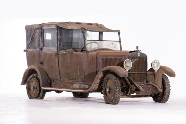 Berliet VIGB 10 HP Taxi coupé-chauffeur landaulet - 1926/1927  No reserve