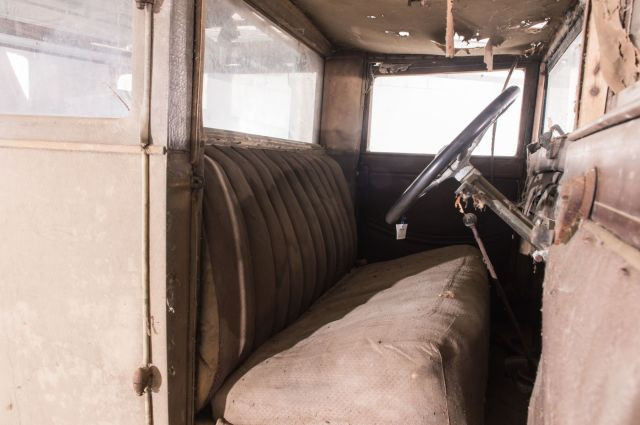 Berliet VRC 12 HP limousine avec séparation chauffeur - c. 1930  No reserve