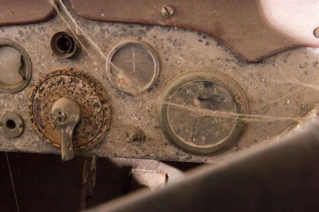 Berliet VRC 12 HP limousine avec séparation chauffeur - c. 1930  No reserve