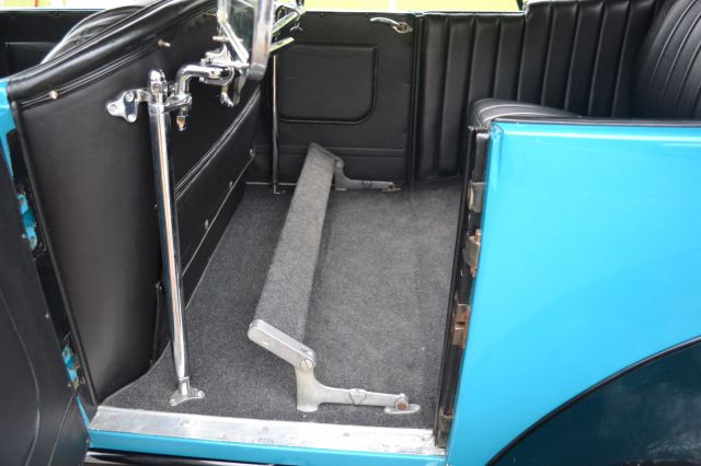 1921 Cadillac Série 61 torpédo double pare-brise  No reserve