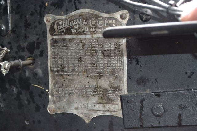 1921 Cadillac Série 61 torpédo double pare-brise  No reserve