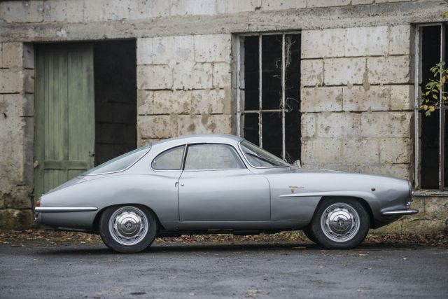 1961 Alfa Romeo Giulietta Sprint Speciale No reserve Attestation FFVE Certificat de dédouanement 846AChâssis n° AR 101.20.00605Moteur n