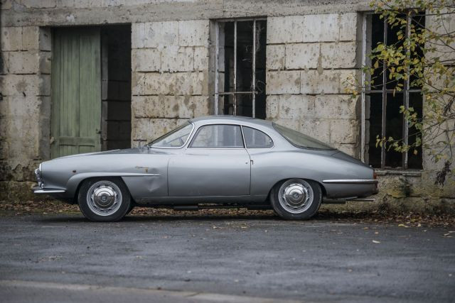 1961 Alfa Romeo Giulietta Sprint Speciale No reserve Attestation FFVE Certificat de dédouanement 846AChâssis n° AR 101.20.00605Moteur n