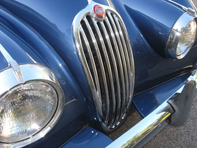1955 Jaguar XK 140 SE Roadster