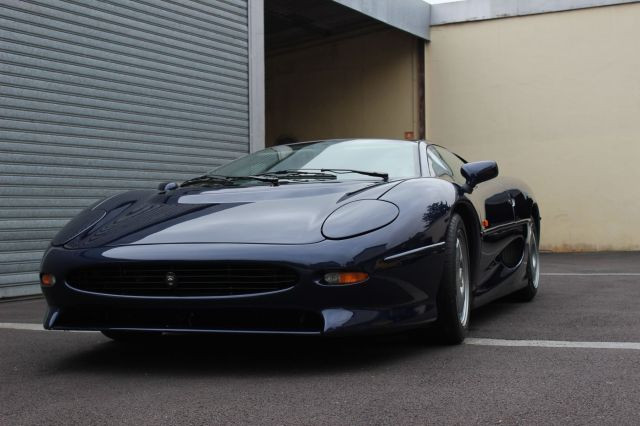 1992 Jaguar XJ 220
