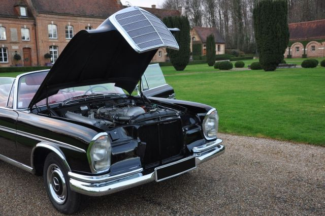 1965 Mercedes-Benz 300 SE cabriolet