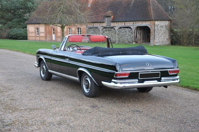 1965 Mercedes-Benz 300 SE cabriolet