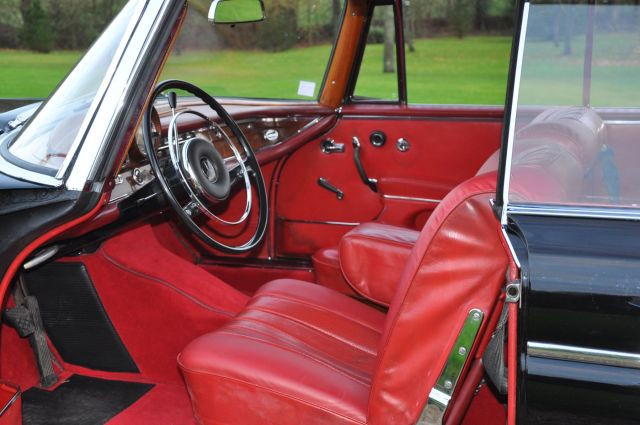 1965 Mercedes-Benz 300 SE cabriolet