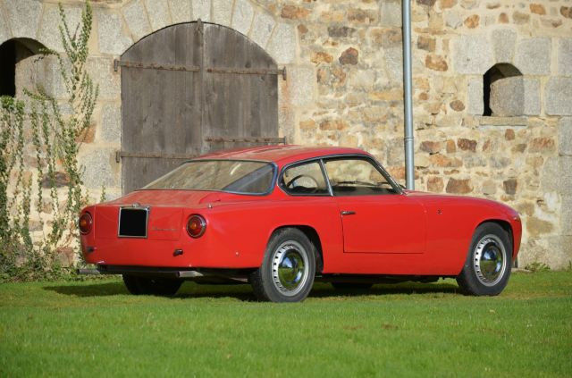 1968 Lancia Flaminia Super Sport Zagato 2.8 3C Carte grise françaiseChâssis n° 826232002130Moteur n° 826200*2135- Modèle rare et désira