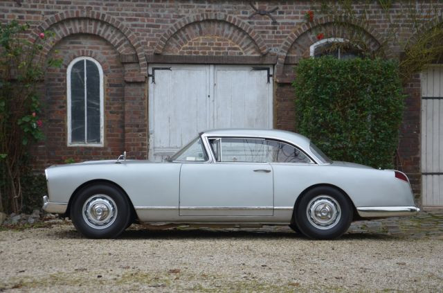 1958 Facel Vega FV3B Carte grise françaiseChâssis n° FV3B-58-357Moteur n° TY4 -317 163- Ex - Maurice Trintignant !- Superbe état d'orig