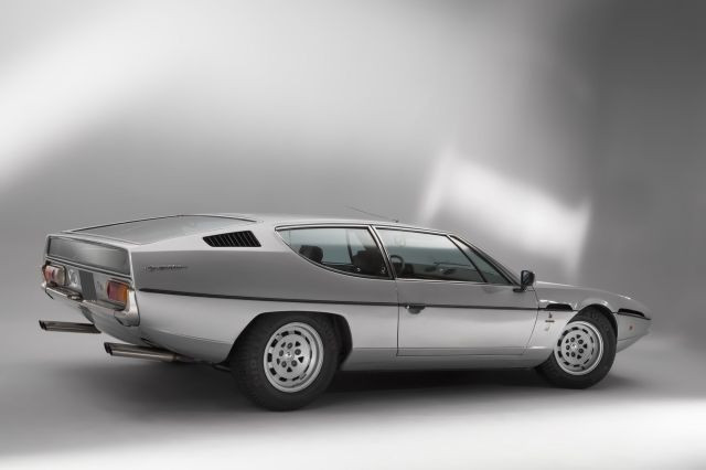 1973 Lamborghini Espada 400 GT Série III Carte grise françaiseChâssis n°9110Moteur n° 41116- Un seul propriétaire jusqu'en 2013- Mécani