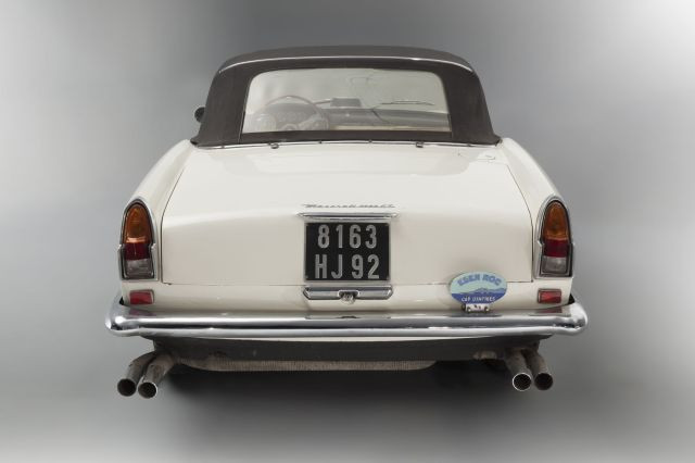 1961 Maserati 3500 GT Spider Vignale avec Hard Top Carte grise françaiseChâssis n°101.1221Moteur n° 101.1221- Vendue neuve à Paris- Mat