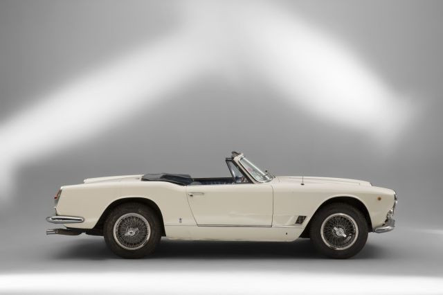 1961 Maserati 3500 GT Spider Vignale avec Hard Top Carte grise françaiseChâssis n°101.1221Moteur n° 101.1221- Vendue neuve à Paris- Mat