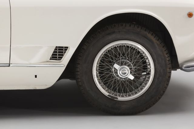 1961 Maserati 3500 GT Spider Vignale avec Hard Top Carte grise françaiseChâssis n°101.1221Moteur n° 101.1221- Vendue neuve à Paris- Mat