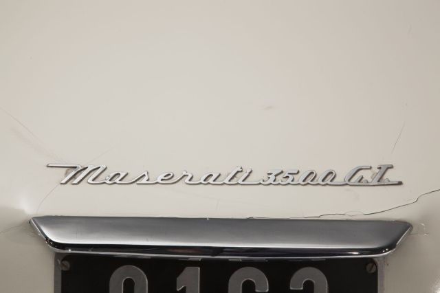 1961 Maserati 3500 GT Spider Vignale avec Hard Top Carte grise françaiseChâssis n°101.1221Moteur n° 101.1221- Vendue neuve à Paris- Mat