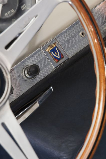 1961 Maserati 3500 GT Spider Vignale avec Hard Top Carte grise françaiseChâssis n°101.1221Moteur n° 101.1221- Vendue neuve à Paris- Mat
