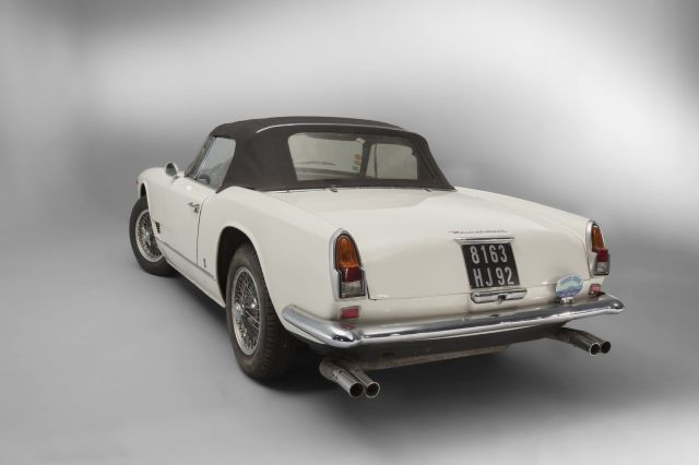 1961 Maserati 3500 GT Spider Vignale avec Hard Top Carte grise françaiseChâssis n°101.1221Moteur n° 101.1221- Vendue neuve à Paris- Mat