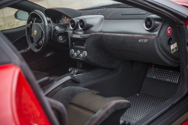 2011 Ferrari 599 GTO berlinette Carte grise françaiseChâssis n° 179433- Performances sans équivalent- Voiture comme 'neuve'- Modèle rar