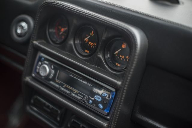 1987 Ferrari 328 GTS  No reserve