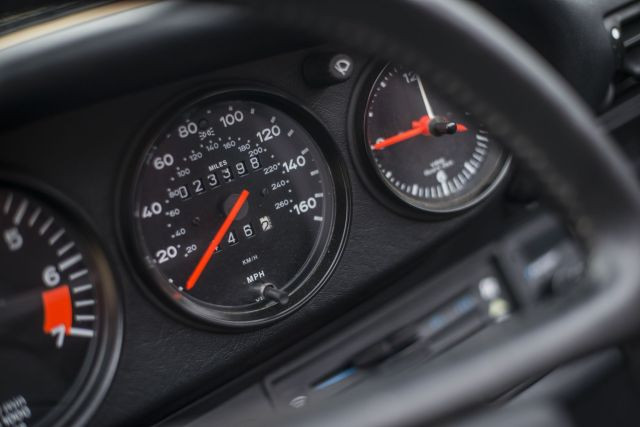 1989 Porsche 911 Speedster Turbo Look