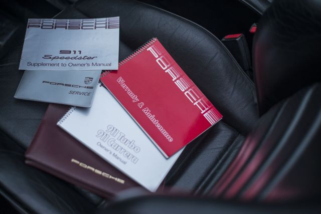 1989 Porsche 911 Speedster Turbo Look