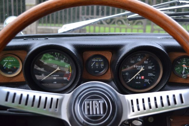 1968 Fiat Dino Coupé 2L No reserve Carte grise françaiseChâssis n°135AC0002476Moteur n°135B0000003535- Etat de présentation rare- Super