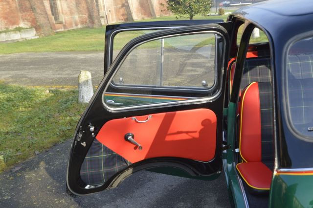 1956 Fiat Multipla taxi No reserve Titre de circulation italienChâssis n° 006488- Véritable version Taxi, rare et originale- Belle prés