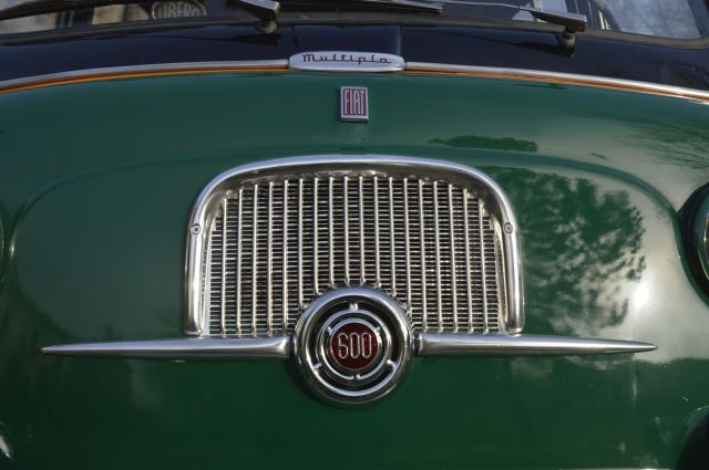 1956 Fiat Multipla taxi No reserve Titre de circulation italienChâssis n° 006488- Véritable version Taxi, rare et originale- Belle prés