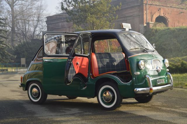 1956 Fiat Multipla taxi No reserve Titre de circulation italienChâssis n° 006488- Véritable version Taxi, rare et originale- Belle prés