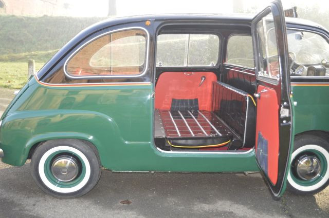 1956 Fiat Multipla taxi No reserve Titre de circulation italienChâssis n° 006488- Véritable version Taxi, rare et originale- Belle prés