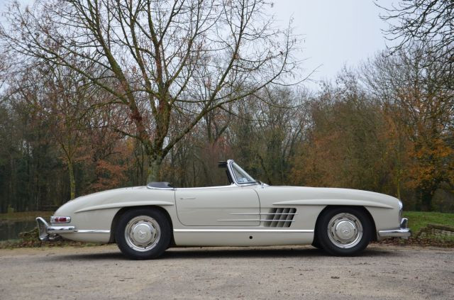 1957 Mercedes Benz 300 SL Roadster avec hard-top