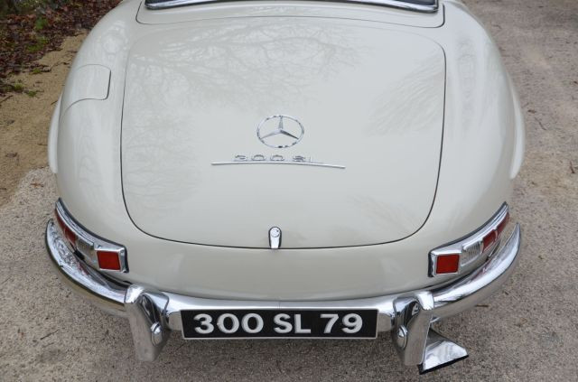 1957 Mercedes Benz 300 SL Roadster avec hard-top
