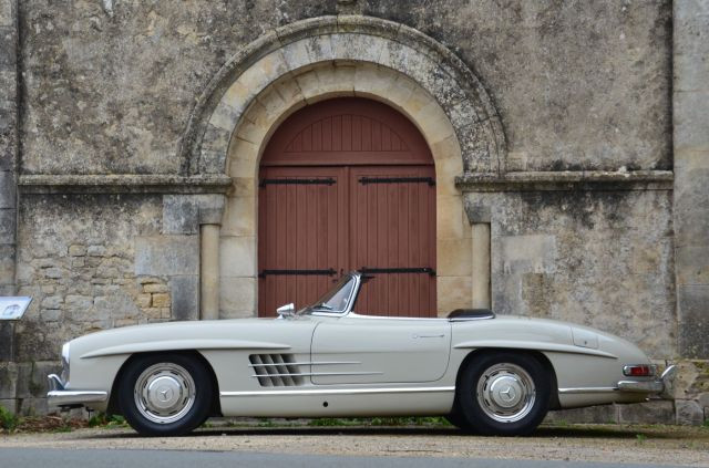 1957 Mercedes Benz 300 SL Roadster avec hard-top