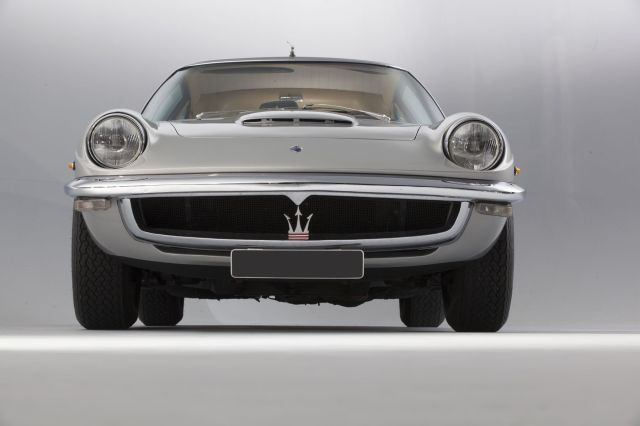 1965 Maserati Mistral 3.7L Carte grise françaiseChâssis n° AM109608- Histoire limpide- Ex-Collection Slavic, Genève- Restaurée en 2007-