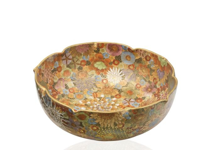 BOL EN PORCELAINE SATSUMA, JAPON, FIN DU XIXe SIÈCLE