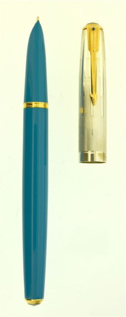 PARKER	51, réédition de 2002 du célèbre Parker 51 "Empire State", décliné dans la version Classic turquoise, 30 ans après l'arrêt de...