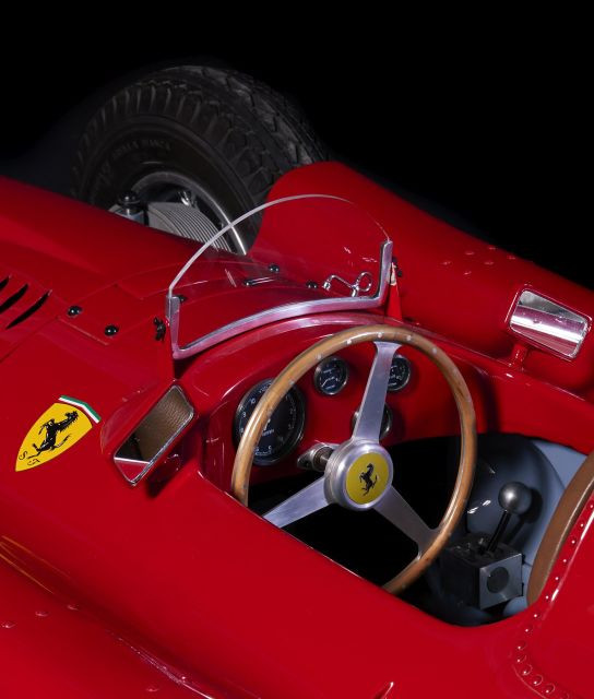 Michele CONTI 1931-1996 Exceptionnelle maquette de Ferrari D50 F1 -1956, à l'échelle 1/2, année 1990