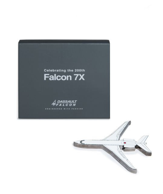 DASSAULT AVIATION - FALCON 7X  Objet commémoratif