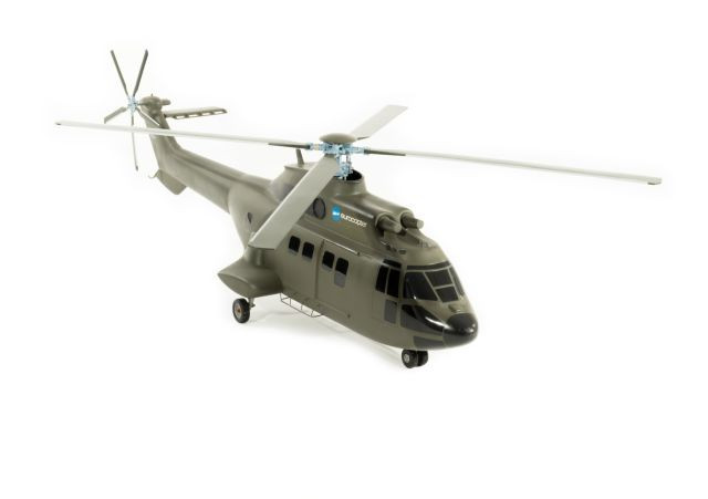 AEROSPATIALE-EUROCOPTER  Cougar AS532 UL- Importante maquette