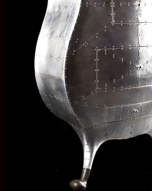 Marc NEWSON (Né en 1962) Rare chiffonnier dit "Pod of drawers" - Création 1987 Structure en fibre de verre et résine de polyester, p...