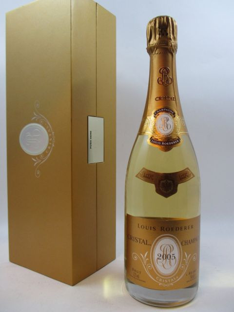 1 bouteille CHAMPAGNE CRISTAL ROEDERER 2005 Coffret d'origine