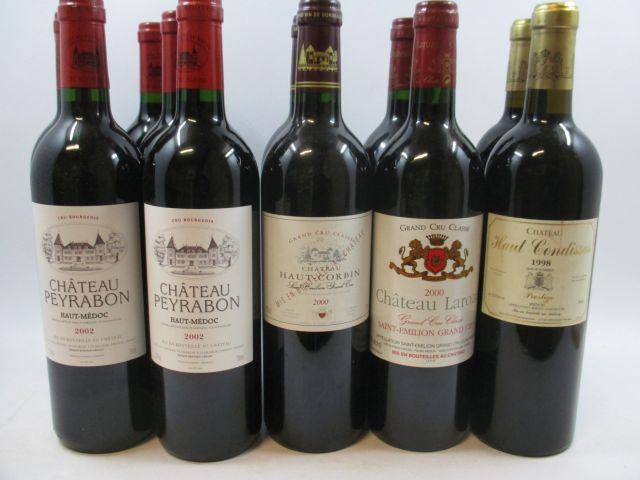 12 bouteilles 2 bts : CHÂTEAU HAUT CORBIN 2000 GCC Saint Emilion