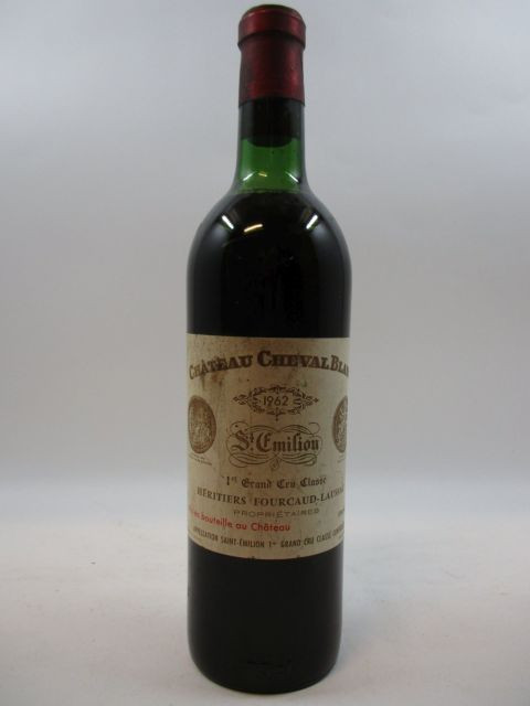 1 bouteille CHÂTEAU CHEVAL BLANC 1962 1er GCC (A) Saint Emilion (haute épaule