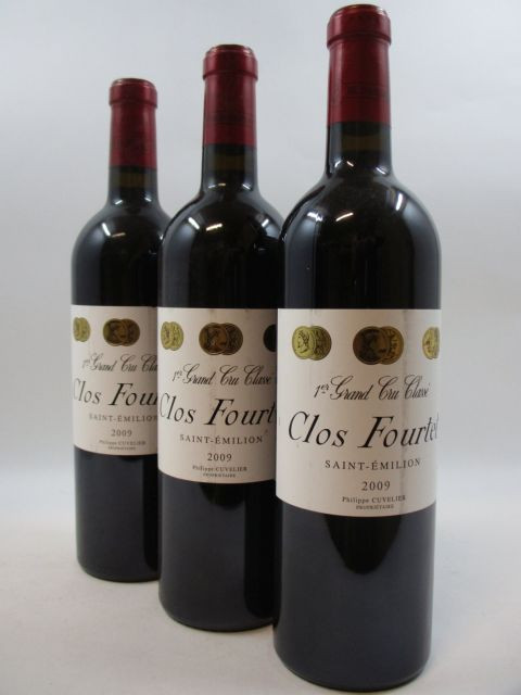 3 bouteilles CHÂTEAU CLOS FOURTET 2009 1er GCC (B) Saint Emilion (étiquettes léger abimées) (Cave 14)
