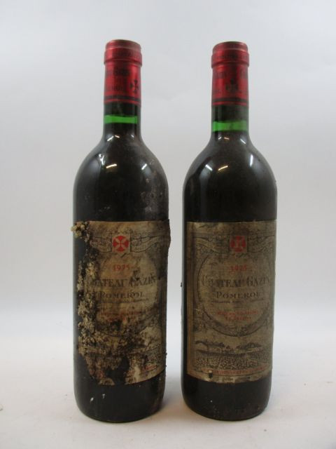 8 bouteilles CHÂTEAU GAZIN 1975 Pomerol (étiquettes très abimées