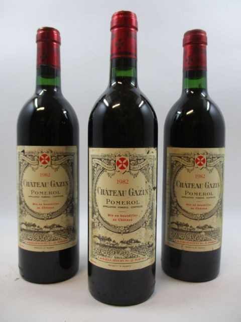 12 bouteilles CHÂTEAU GAZIN 1982 Pomerol (étiquettes tachées et déchirées) (Cave 9)