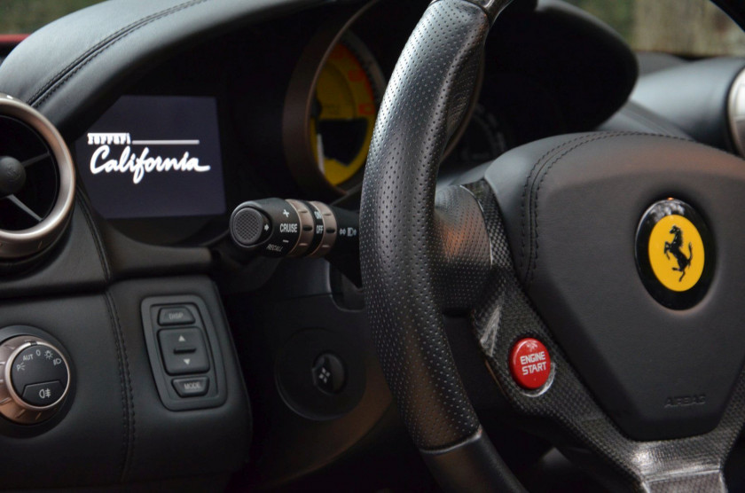 2010 Ferrari California coupé-cabriolet Pininfarina