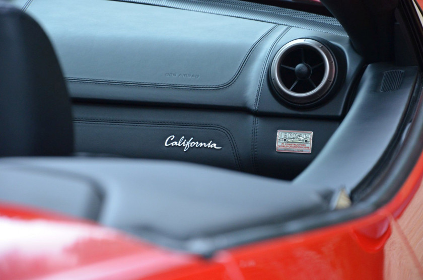 2010 Ferrari California coupé-cabriolet Pininfarina